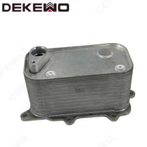 07C117037L 07C117037F DEKEWO Pièces automobiles EA398 Refroidisseur d'huile moteur pour <span class=keywords><strong>AUDI</strong></span> A8 <span class=keywords><strong>Quattro</strong></span> 6.0 W12 BENTLEY Continental Flying Spur/<span class=keywords><strong>GT</strong></span> - Product Image 2