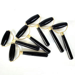 Rouleau de massage facial en jade noir Bian, pierre de gua sha manuelle pour une belle peau - Product Image 2