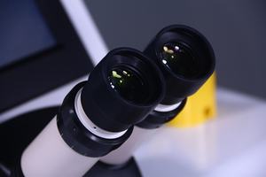 Soudeurs laser portables bon marché pour bijoux, bagues <span class=keywords><strong>en</strong></span> diamant 200W montres <span class=keywords><strong>en</strong></span> argent, machine à souder <span class=keywords><strong>en</strong></span> acier inoxydable - Product Image 4