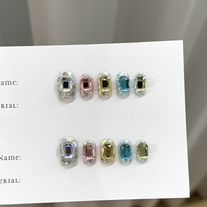 Faux ongles à presser de luxe, faits main, avec grands strass colorés et entièrement scintillants, pour un travail artisanal intensif, pour les rendez-vous et le nail art en salon - Product Image 2