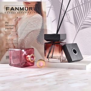 <span class=keywords><strong>Ambientador</strong></span> de aceite esencial Premium color personalizado de lujo con fragancia para el hogar botella difusora de láminas de <span class=keywords><strong>perfume</strong></span> de 200ml con tapa de madera para hotel - Product Image 3