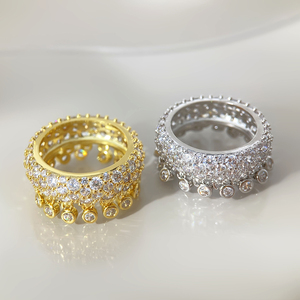 Anillos de Eternidad de Lujo Estilo Hip-Hop, Chapados en Oro de 18K, con Circonitas Cúbicas Brillantes y Borlas, para Mujer - Product Image 2