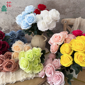 Ramos de Rosas Artificiales de Seda para Decoraciones de Bodas y Paredes Florales para Escenarios - Product Image 1