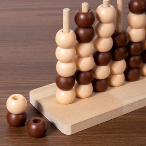 Excellente qualité artisanale, facile à transporter, jeu de stratégie classique en bois 4 en ligne - Product Image 3