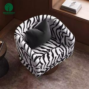 Poltrona Moderna ed Elegante Moontree con Schienale Incrociato, Rivestimento in Tessuto con Motivo Zebrato, Sedia Singola in Legno <span class=keywords><strong>per</strong></span> Soggiorno e <span class=keywords><strong>Camera</strong></span> da Letto - Product Image 5