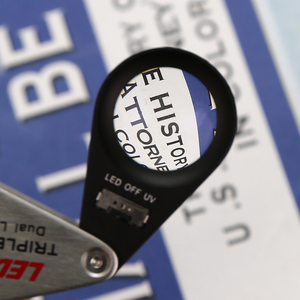 <span class=keywords><strong>10x</strong></span> <span class=keywords><strong>Led</strong></span> đồ trang sức kính lúp Triplet kính quang học Loupe kim cương thử nghiệm kính lúp - Product Image 3