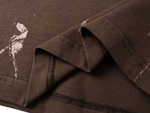 T-shirt unisexe de luxe à manches courtes avec impression graphique illusion 26SS, streetwear décontracté - Product Image 3