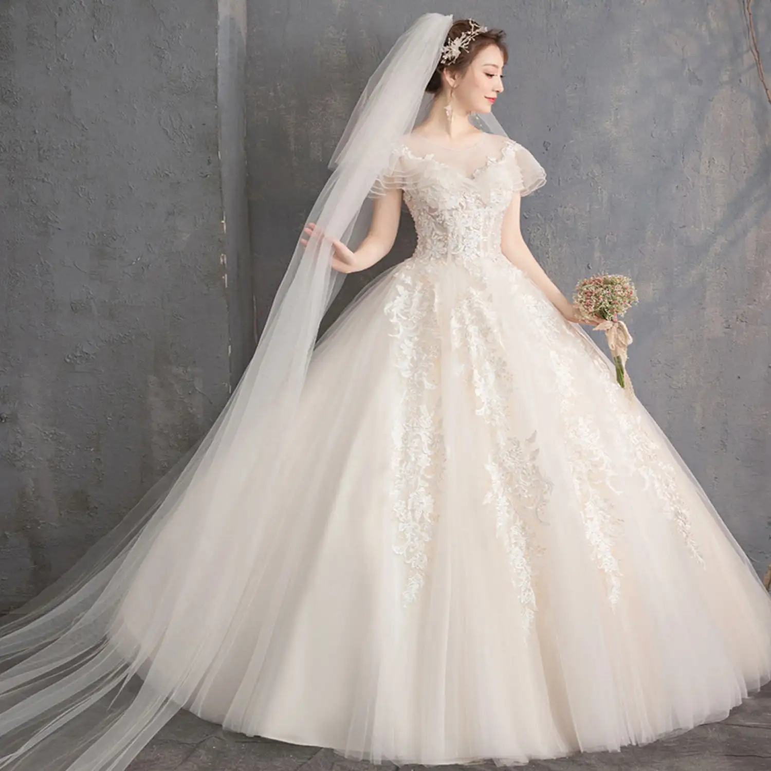 Elegant Wholesaleluxury Wedding Dress Bridal Gown Elegant Sleeve Lace Flowers Hollow Fashion White Wedding Dresses