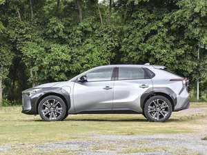 TOYOTA BZ4X BOZHI 4X 2024 NUEVO VEHÍCULO DE ENERGÍA PURA ELÉCTRICA NUEVO COCHE 615KM <span class=keywords><strong>AIR</strong></span> PRO <span class=keywords><strong>MAX</strong></span> 2WD 4WD LARGO RANGO HECHO en CHINA para ADULTOS - Product Image 3