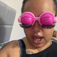 Lunettes de fête fantaisie amusantes en promotion : yeux et cils de dessin animé pour accessoire de costume et photomaton