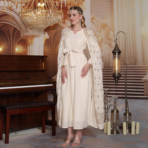 Robe Abaya faite à la main, respirante, haut de gamme, ornée de perles, longueur ras du sol, idéale pour les fêtes ou les mariages - Commande minimum 2 pièces - Product Image 1