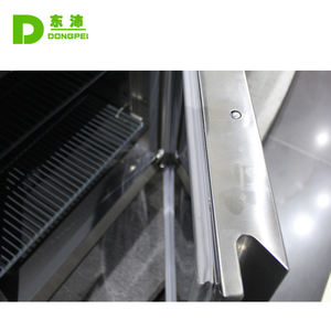 Equipo de Refrigeración Comercial para Catering, Refrigerador de 4 Puertas y 748L de Capacidad, Congeladores Verticales Usados, Refrigerador y Congelador de Dos Puertas - Product Image 4