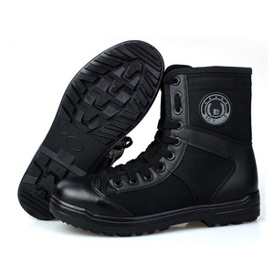 Bottes de combat montantes Jigao pour hommes et femmes, en cuir isolant, patchwork, à talon bas, noires, pour la sécurité et les activités de plein air - Product Image 3