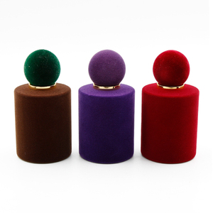 Luxury 30ml 50ml 100ml Perfume Bottle Round Perfume Bottle Empty Velvet Black Perfume Bottle with Customization Box Packaging - Product Image 4