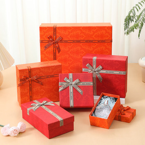 Papel de lujo Cartón Logotipo personalizado Navidad Día de San Valentín Cumpleaños Perfumes Lápiz labial Bufanda Joyería Regalo Cinta Caja Embalaje - Product Image 3