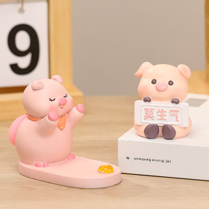 Figura de cerdo adorable de resina, adorno de escritorio para decoración de oficina, regalo. - Product Image 1