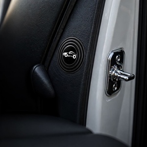 Adesivos Universais Luminosos Antichoque para Portas de Carro, Almofadas de Borracha de Silicone para Redução de Ruído e Proteção de Portas, Porta-Malas e Capô - Product Image 2