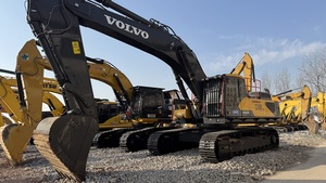 Excavatrice sur chenilles Volvo EC480 d'occasion, 48 tonnes, engin de construction lourd d'occasion avec godet de terrassement d'origine - Product Image 1