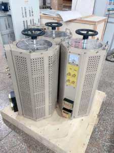 Regolatore di tensione regolabile 30kva Variac Variac frequenza 50Hz <span class=keywords><strong>trifase</strong></span> 0-380V - Product Image 2