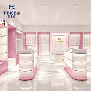 ตู้โชว์และตู้เก็บของสำหรับร้านขายผลิตภัณฑ์ความงามและเส้นผม พร้อมโลโก้แบบกำหนดเองตามธรรมเนียมในสหรัฐอเมริกา  ไอเดียการออกแบบตกแต่งภายในร้านเครื่องสำอาง - Product Image 2