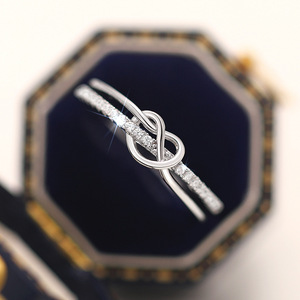 Anello a Forma di Cuore per Donne, Elegante Gioiello da Dito per Uso Quotidiano - Product Image 3