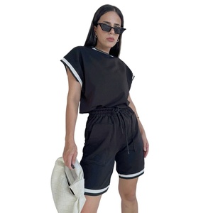 Conjunto Deportivo Casual de Verano para Mujer JAC22 W3367, Nuevo Diseño Color Block, Top Deportivo de Dos Piezas con Cuello Pullover - Product Image 6