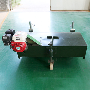 Machine à brosser le gazon artificiel à essence, machine à brosser l'herbe synthétique pour l'entretien des terrains de football - Product Image 6