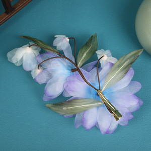 Nuevo tocado Hanfu de diseño original hecho a mano en estilo chino tradicional, pinza para el cabello con flor de epiphyllum morado y tallo suave de gasa. - Product Image 3