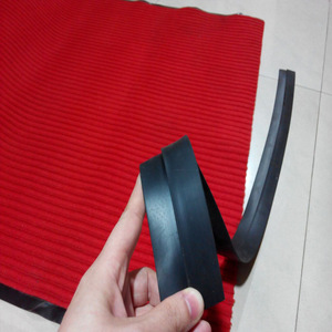 Strisce espositive ecologiche in poliestere 100% personalizzate <span class=keywords><strong>per</strong></span> <span class=keywords><strong>corridoio</strong></span> dell'hotel con strisce di colore a doppia costolatura tappeto rosso <span class=keywords><strong>per</strong></span> il centro commerciale del <span class=keywords><strong>corridoio</strong></span> - Product Image 2