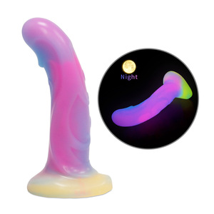 Consolador de silicona líquida de dragón masturbador que brilla en la oscuridad - Product Image 5