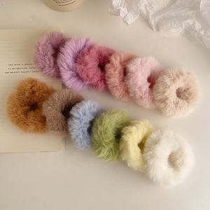 毛皮のような弾性シュシュ冬秋ヘアアクセサリーヘアタイリングロープふわふわぬいぐるみシュシュ人工フェイクファーヘアバンド - Product Image 3