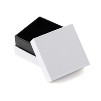 Vente en gros Stock Boîte à bijoux vide écologique blanc rigide haut de gamme avec logo personnalisé Boucle d'oreille en carton Mini collier de luxe en papier