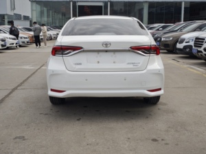 Hubei Yitong 2025 2024 Auto a Benzina Toyota Corolla Cross, Auto Cinese a Benzina, Prezzo Toyota Corolla Cross - Product Image 5