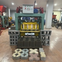Équipe de transport professionnelle, produits de qualité supérieure, machine à fabriquer des briques 4-35, machine à former des blocs de ciment