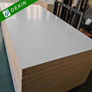 Precios al por Mayor de Madera Contrachapada Decorativa de Grado E1 de 4'x8', Madera Contrachapada de Teca de 11 Capas con Revestimiento de Melamina para Muebles de Oficina - Product Image 3