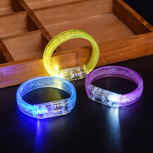 สายรัดข้อมือเรืองแสง LED Luckykoo ยอดนิยม พร้อมไฟ LED กระพริบตามเสียงเพลง เหมาะสำหรับคอนเสิร์ต ปาร์ตี้ และงานอีเว้นท์ต่างๆ - Product Image 2