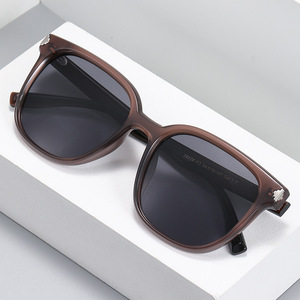 Dl-28228 Gafas de sol polarizadas con montura cuadrada para hombre, color negro, Tr Metals Uv400, lentes Tac, parasoles de clase 2 para uso en exteriores - Product Image 2