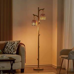 Nouveau Design Rustique Country Cottage Tronc d'arbre Faux Bois Colonne Résine Lampadaire Avec Abat-Jour En Rotin - Product Image 6
