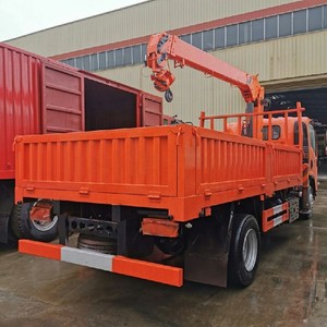 Camión Grúa Isuzu Pequeño de 4 y 5 Toneladas 4x2 con Pluma Recta, Precio de Grúa Montada en Camión - Product Image 2