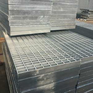 30X3 Plaque de grille en acier galvanisé Grille de jardin extérieure en métal pour les routes et les allées - Product Image 5