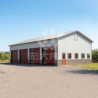 Abri de stationnement en acier préfabriqué moderne avec une bonne ventilation et une grande durabilité pour une utilisation personnelle ou un investissement commercial