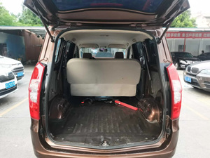 Minibús <span class=keywords><strong>de</strong></span> 9 Plazas Más Vendido, Transmisión Manual, Estándar <span class=keywords><strong>de</strong></span> Emisiones Euro 3, Motor Yuchai, Volante a la Izquierda, <span class=keywords><strong>Furgonetas</strong></span> Contenedor, Quiosco en <span class=keywords><strong>Venta</strong></span> - Product Image 6