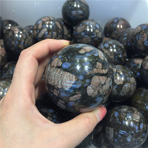 Boules de cristal de <span class=keywords><strong>glaucophane</strong></span> polies en gros, sphère de guérison pour la décoration - Product Image 1