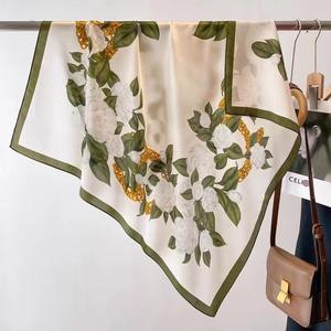 AI-MICH фабричная поставка, сумка большого размера, Шелковый, с 100 вырезом, Забавный кошелек высокого качества, объемный белый полиэфирный шарф - Product Image 2