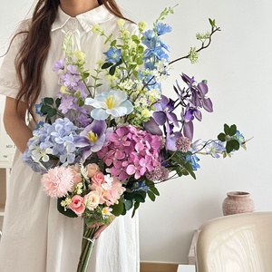 Ramo de Flores Artificiales de Seda Realistas al por Mayor, Mezcla de <span class=keywords><strong>Hortensias</strong></span>, Rosas y Orquídeas para Decoración de Bodas y Hogar - Product Image 1