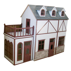 Maison de poupée en bois préfabriquée DIY faite à la main et colorée, de forme personnalisée, pour les enfants de 5 à 7 ans - Product Image 1
