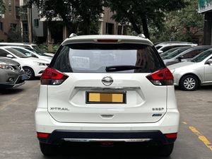 <span class=keywords><strong>Nissan</strong></span> X-Trail 2017 2.0L CVT XL 2WD Comfort Automático - Piezas Originales, Pintura Original, Autos Usados Sin Accidentes - Product Image 2