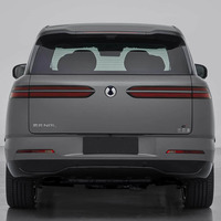 Meilleur Denza N8L PHEV avec charge rapide, modèle phare, système audio Devialet 20 haut-parleurs, suspension Cloud-Palanquin pour usage quotidien, en promotion