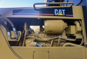 Bulldozer CAT D6G d'occasion du Japon à prix abordable, faible nombre d'heures de travail - Product Image 4