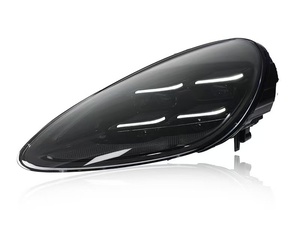 อุปกรณ์ตกแต่งรถยนต์ WELIFTRICH รุ่นอัพเกรด ดีไซน์ใหม่สำหรับ Porsche Cayenne 958.1 ปี 2011-2014 ไฟหน้า - Product Image 4
